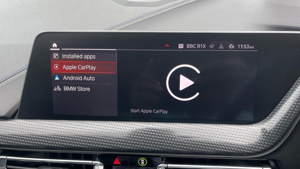 Apple Car Play & Android Auto