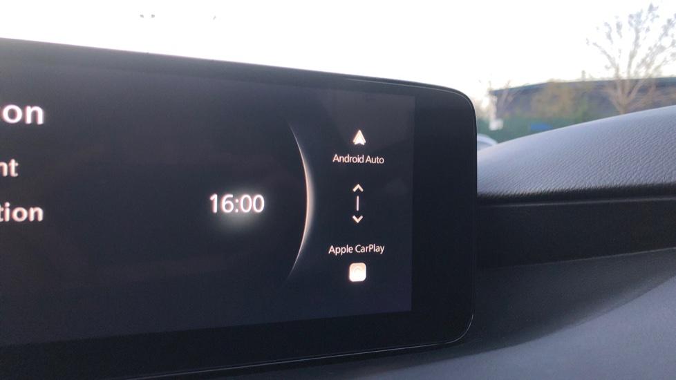 Apple Car Play & Android Auto