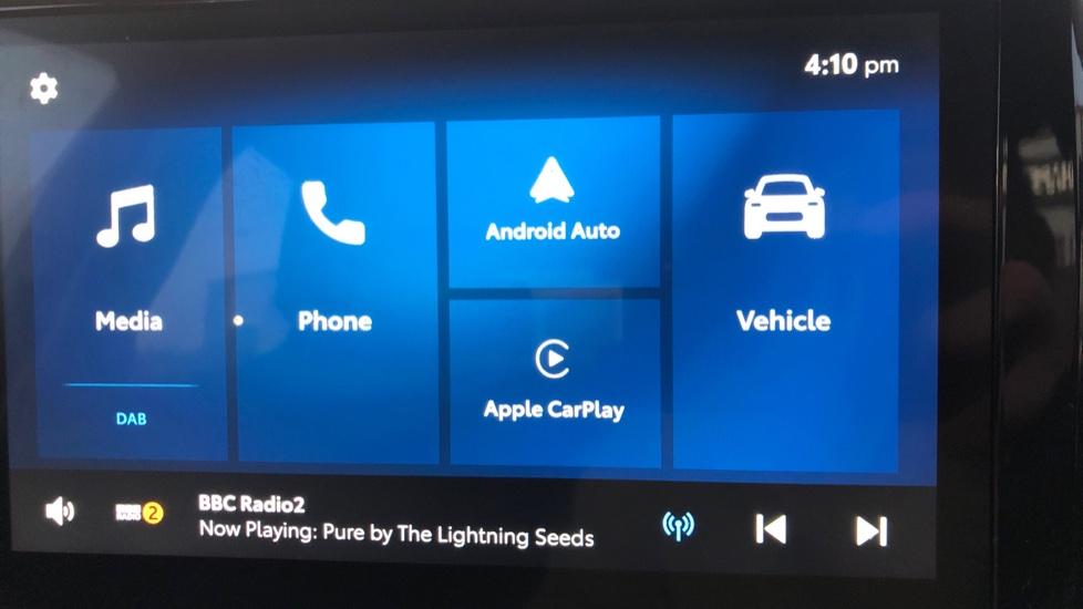 Apple Car Play & Android Auto