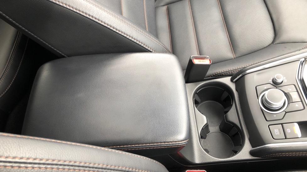 Rear Armrest/ Cup Holder