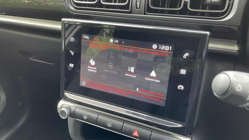 Apple Car Play & Android Auto