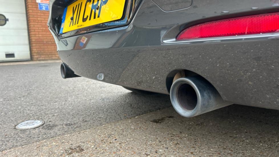 Dual exit exhaust