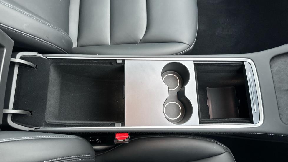 Storage & Cup Holders