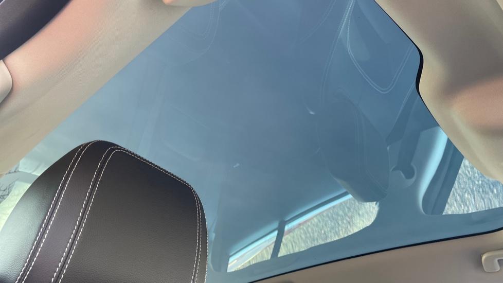 Fixed Panoramic Sunroof 