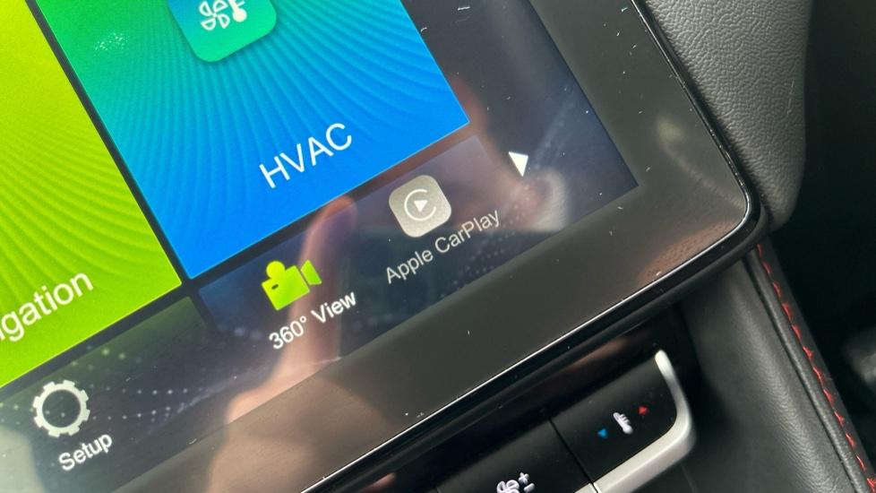 Apple Car Play & Android Auto