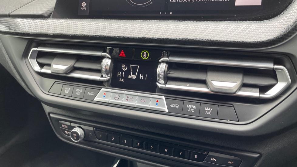 Dual Zone Climate Control 