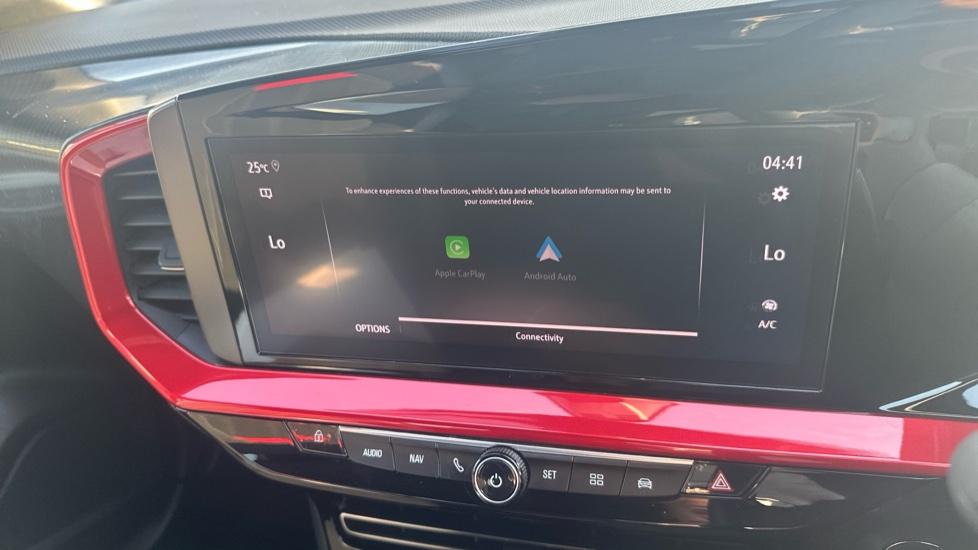 Apple Car Play & Android Auto