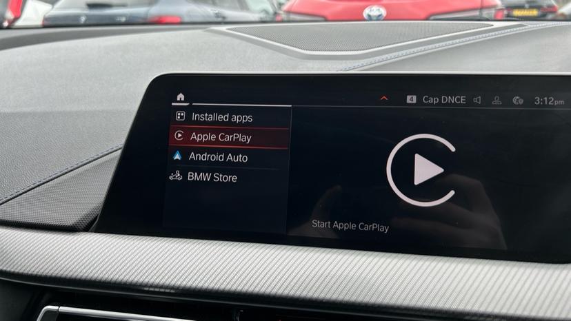 Apple Car Play & Android Auto