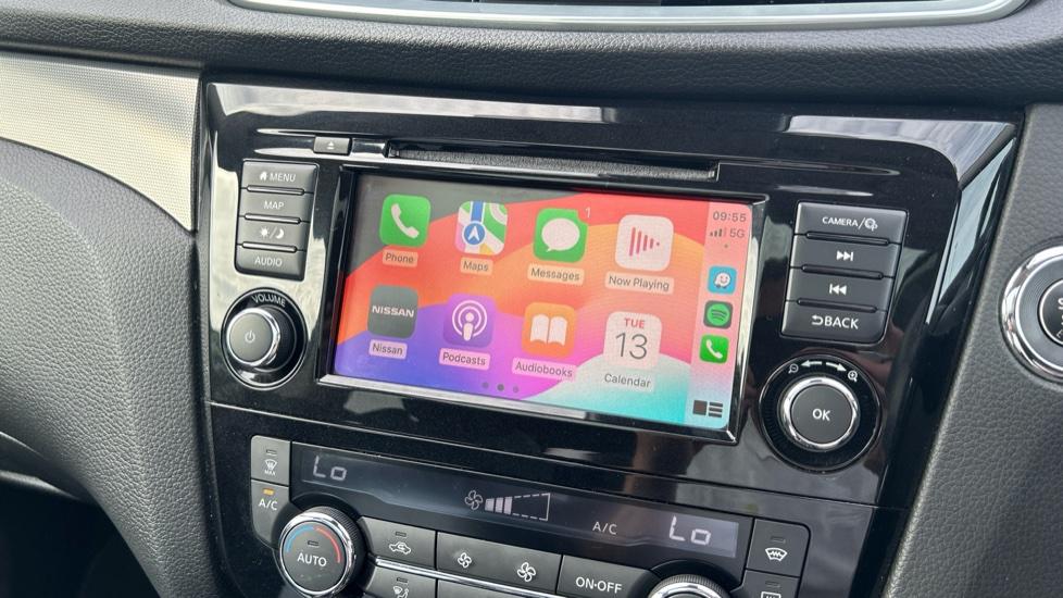 Apple Car Play & Android Auto