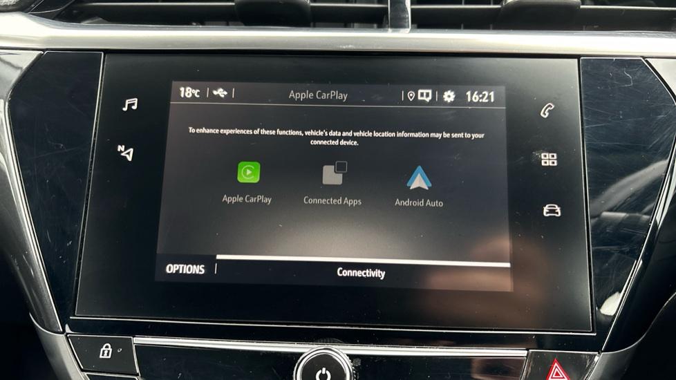 Apple Car Play & Android Auto