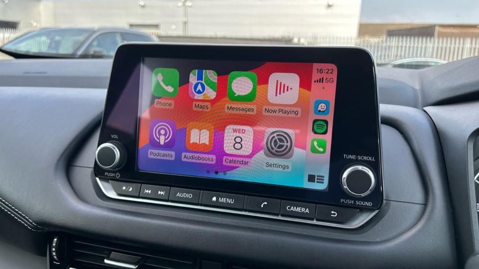 Apple Car Play & Android Auto