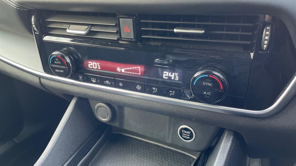 Dual Zone Climate Control 