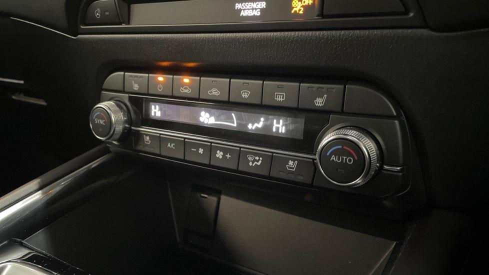 Dual Zone Climate Control 