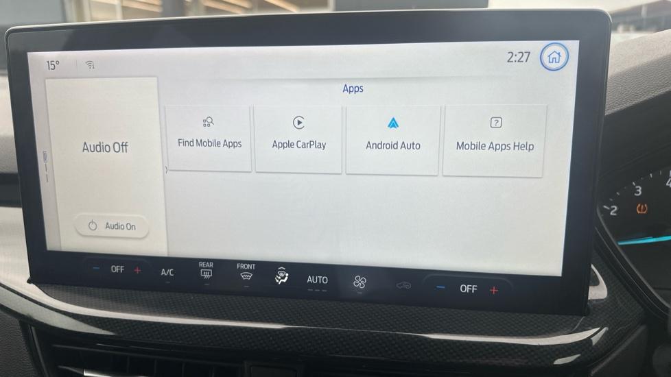 Apple Car Play & Android Auto