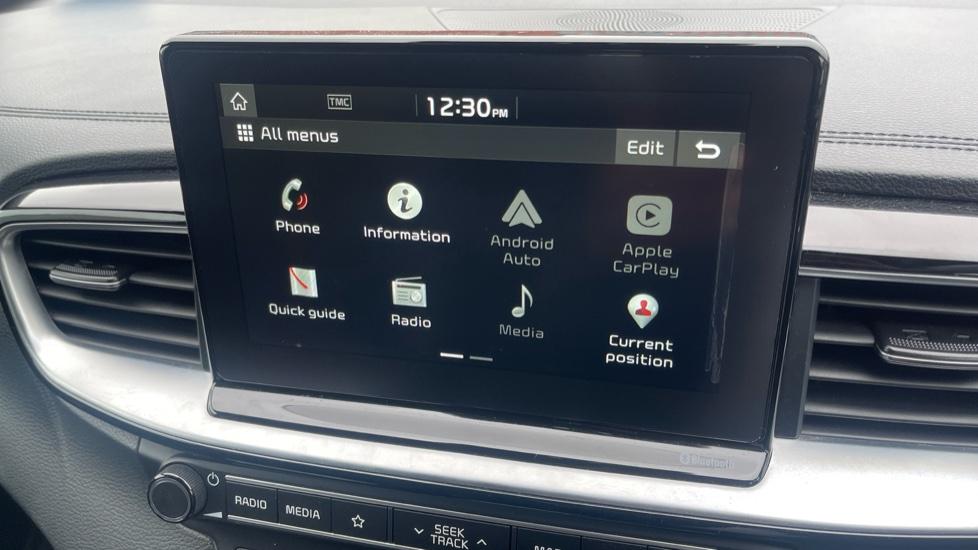 Apple Car Play & Android Auto