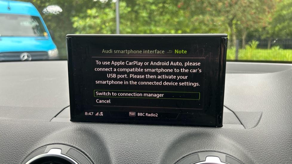 Apple Car Play & Android Auto