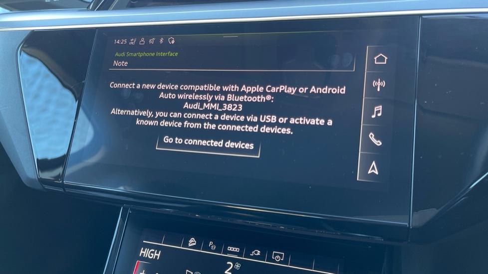 Apple Car Play & Android Auto