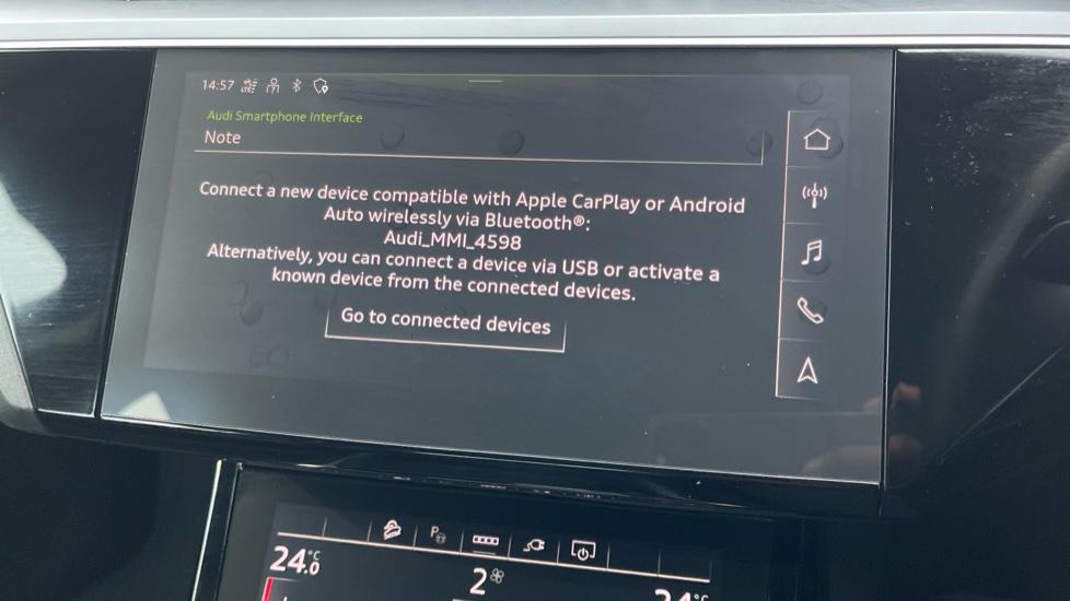 Apple Car Play & Android Auto