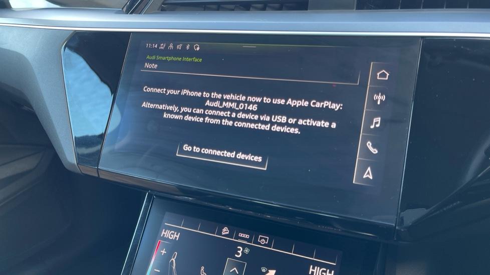 Apple Car Play & Android Auto