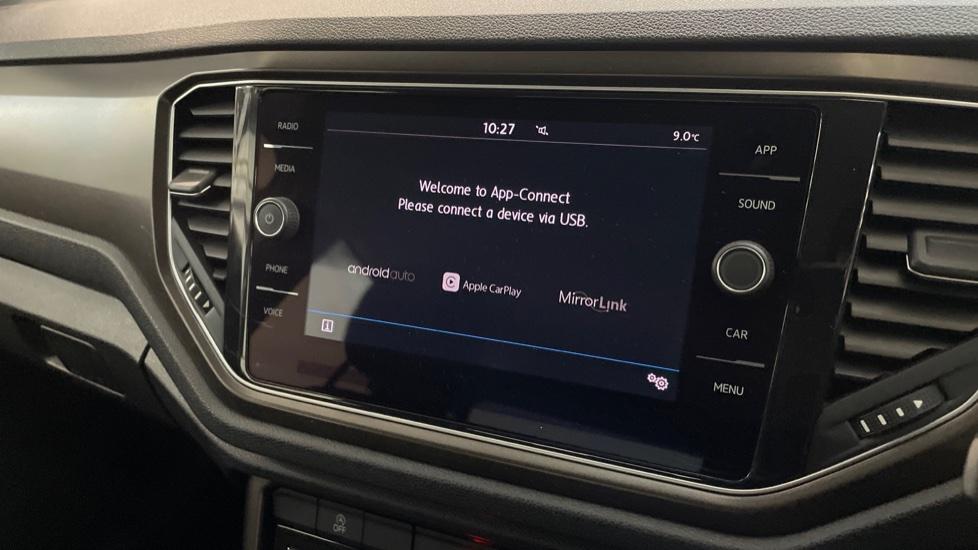 Apple Car Play & Android Auto