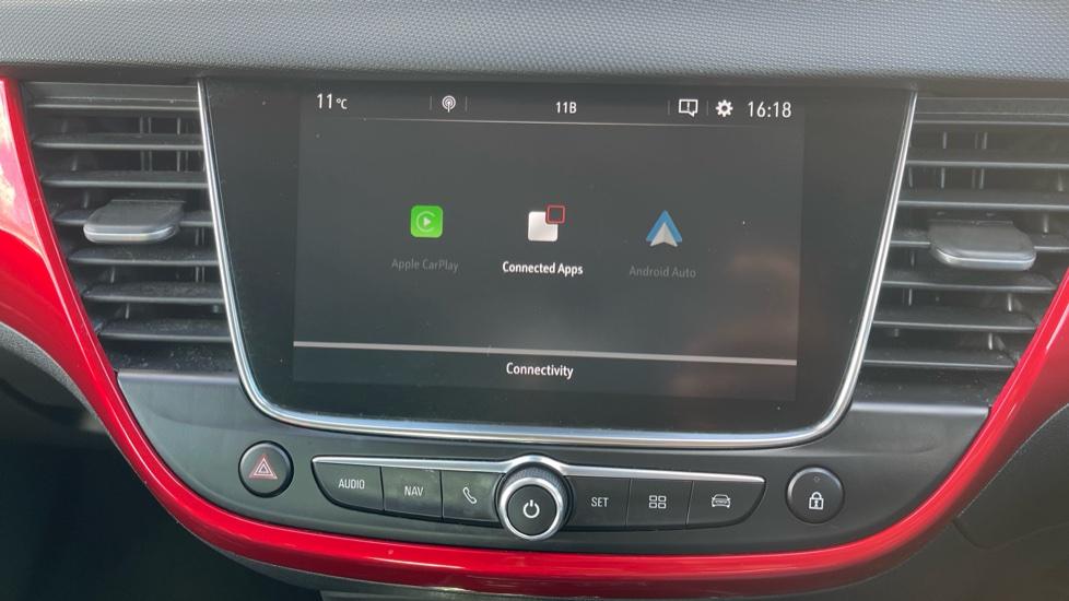 Apple Car Play & Android Auto