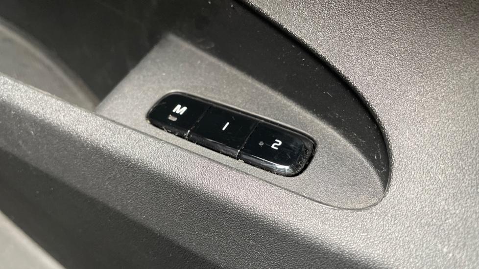 Drivers Seat Memory 