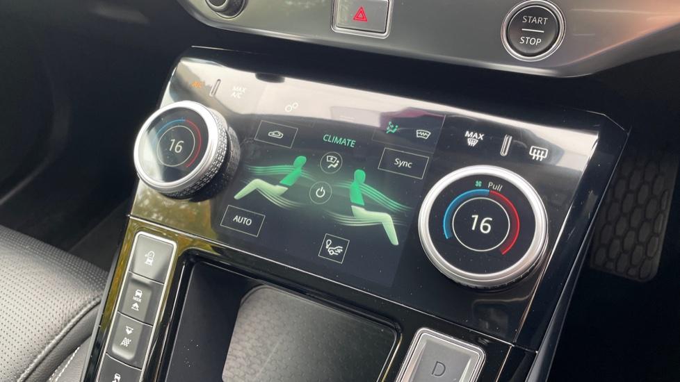 Dual Zone Climate Control 