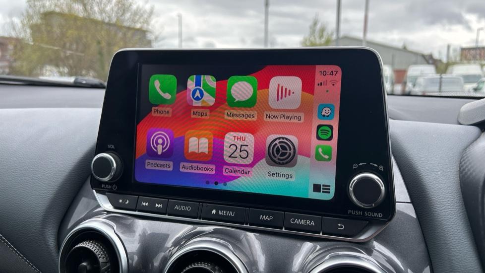 Apple Car Play & Android Auto