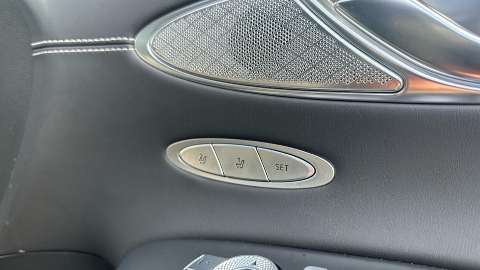 Seat memory