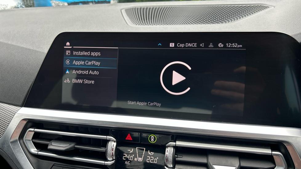 Apple Car Play & Android Auto