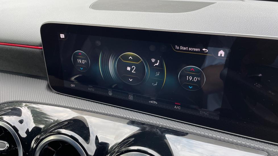 Dual Zone Climate Control 