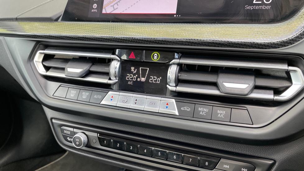 Dual Zone Climate Control 