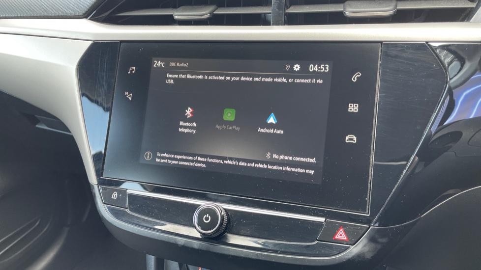 Apple Car Play & Android Auto