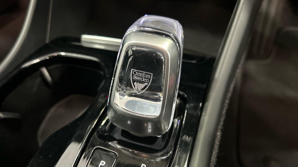 Crystal gear selector