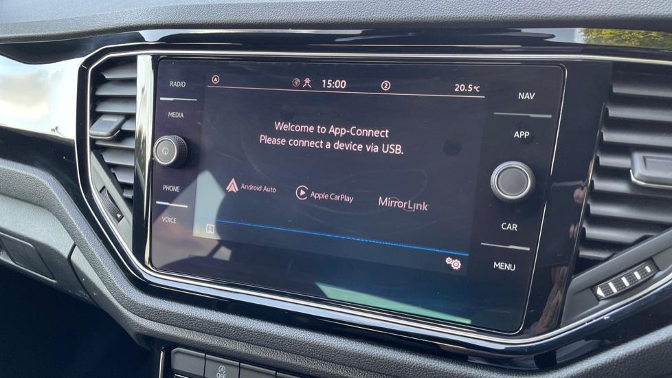 Apple Car Play & Android Auto