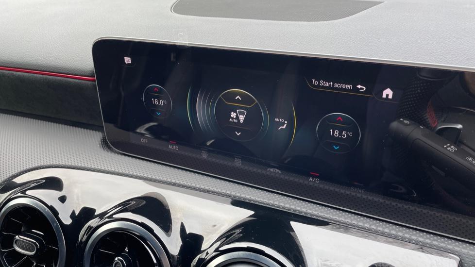 Dual Zone Climate Control 