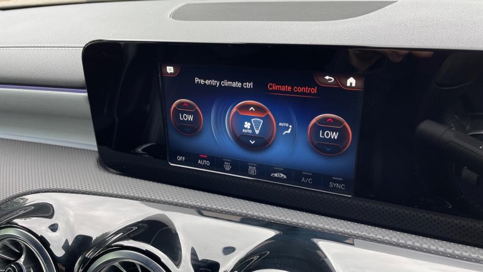 Dual Zone Climate Control 