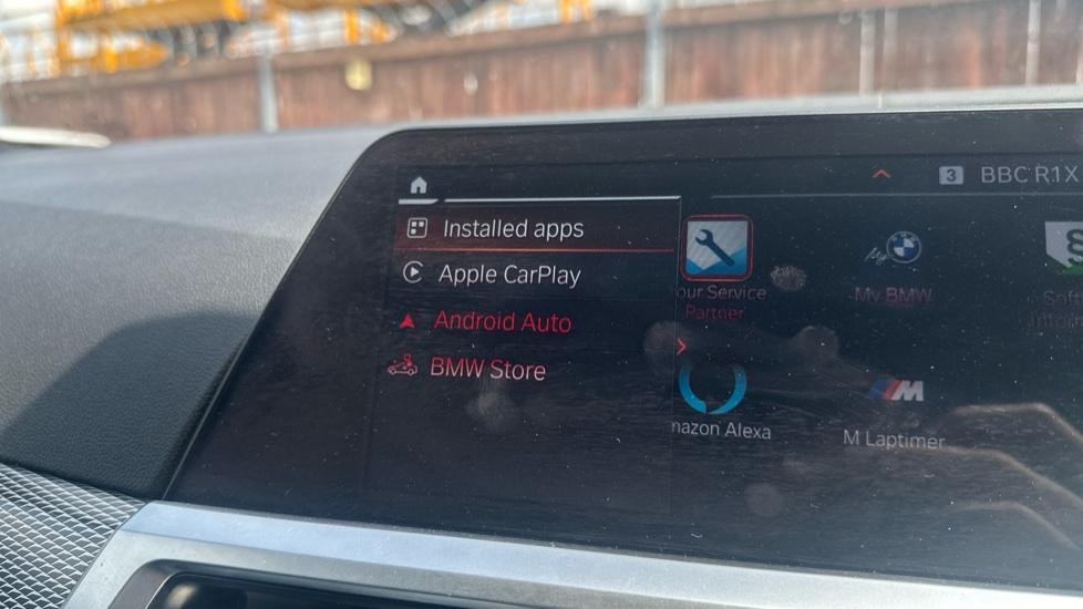 Apple Car Play & Android Auto