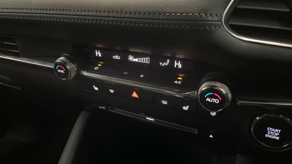 Dual Zone Climate Control 