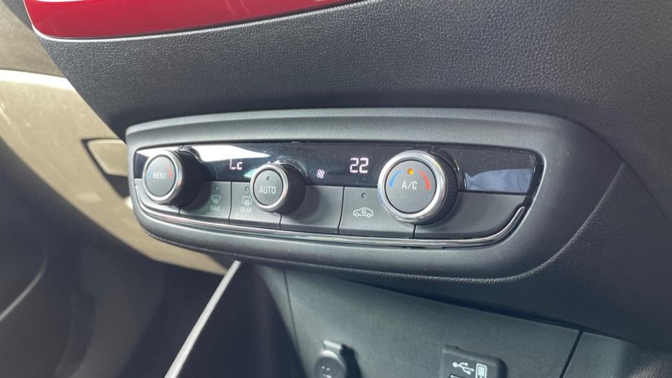 Dual Zone Climate Control 