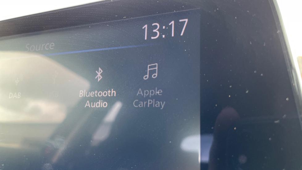 Apple Car Play & Android Auto