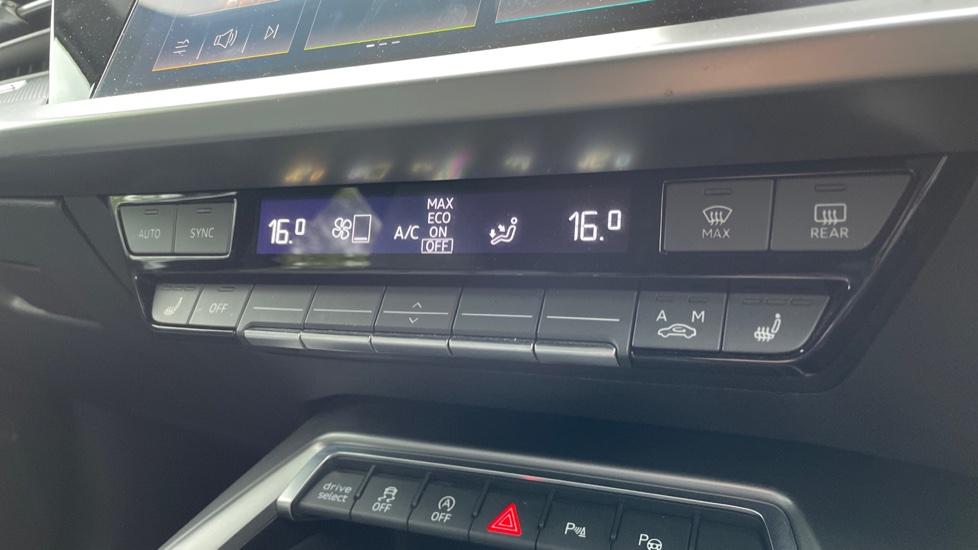 Dual Zone Climate Control 