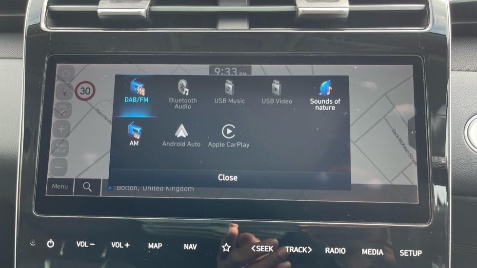 Apple Car Play & Android Auto