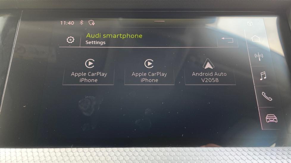 Apple Car Play & Android Auto