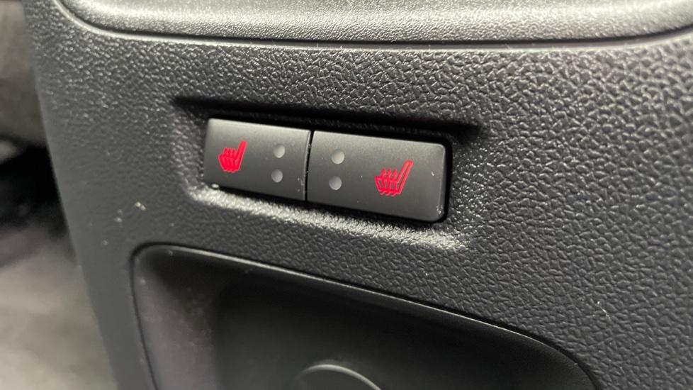 Heated Rear Seats 