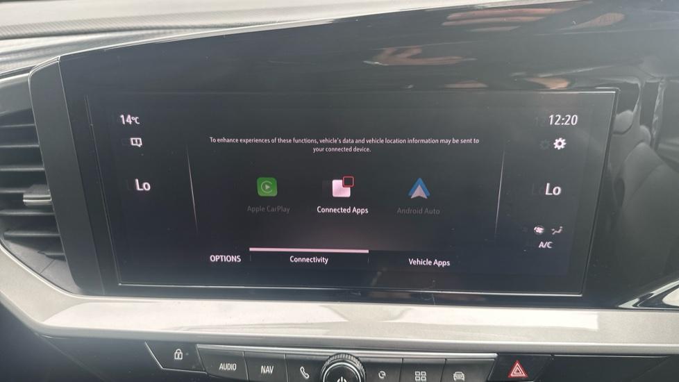 Apple Car Play & Android Auto