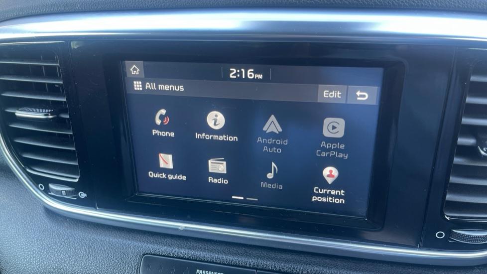 Apple Car Play & Android Auto