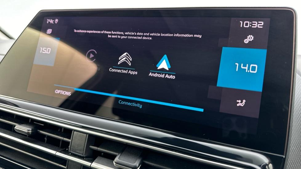 Apple Car Play & Android Auto