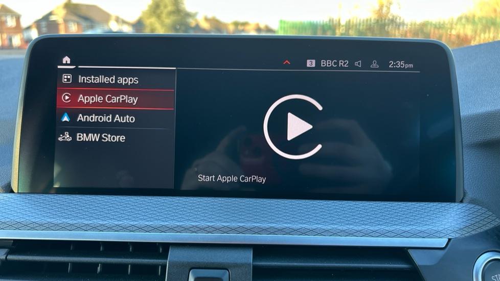 Apple Car Play & Android Auto