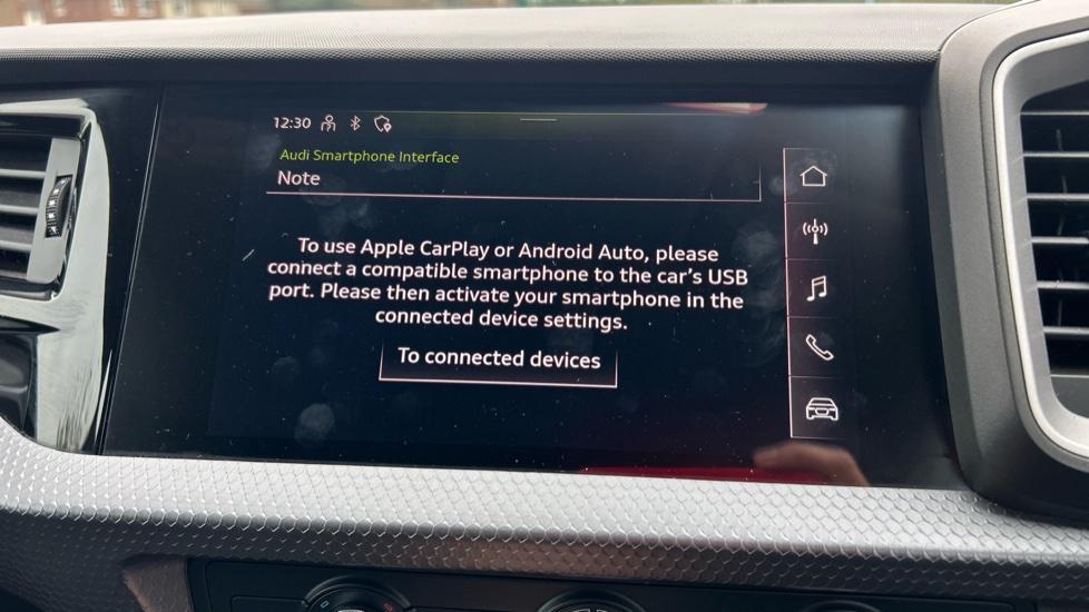 Apple Car Play & Android Auto